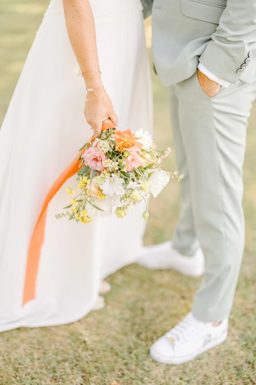 rose robe pétale gris marron